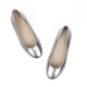 Comfortable Leather Slip-On Flat Heels Spring Summer New Style Gold Silver Color Versatile Womens Shoes round Toe Flat Bottom