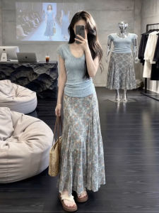 Karrar betsey | Womens New Style Spring Summer Dressing Set V-Neck Blue Top Floral Skirt