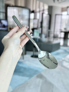 High Quality Stainless Steel Serving Spoon Long Handle Soup Spoon Dry Rice Spoon Western Dining Utensils Household Goods