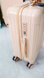 กระเป๋าเดินทาง รุ่น Classic ชมพู 3 ขนาด 20-24-29 ตั้งล็อก 3 หลัก