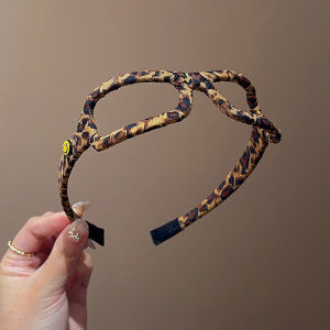 Delicate Leopard Print Eyeglass Frame Hairband Womens Autumn Winter Face Wash Hair Clip Childrens High Forehead Non-Tightening Hair Clip