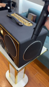 Loa Full Gỗ DK68 700W Bass Đôi 20cm 6 Đường Tiếng Full 3 Dải Tần Số Bass Trυng Treble 2 Bo Mạch Cao Cấp Kèm Cặp Micro UHF Hát Nhẹ Nâng Giọng