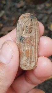 พระกำแพงเม็ดขนุน กรุทุ่งเศรษฐี จ.กำแพงเพชร (พิมพ์ใหญ่)