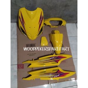 Cover full body halus mio sporty kuning plus striping bendera