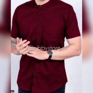 kemeja pria maroon