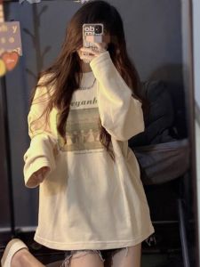 เสื้อยืดแขนยาวผู้หญิงผ้าฝ้ายแท้หลวมๆ ฤดูใบไม้ร่วง 2025 ใหม่ เสื้อเชิ้ตคอกลมลายการ์ตูนสไตล์ยุโรปและอเมริกา