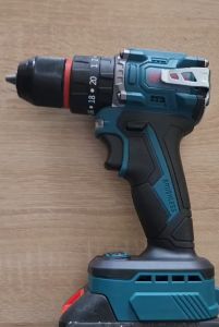 Thân máy khoan pin 10ly không chổi than đầu kẹp autolock có khoan búa và 20 cấp trượt chân pin phổ thông 4cm