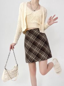 High Waist Tweed Mini Skirt Womens Autumn Winter Vintage Plaid Wrap Bodycon Skirt Pear Shaped Body La Chapelle Half Length Skirt