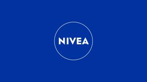 NIVEA Body Lotion Extra Bright Instant Glow Lotion Moisturizer with SPF15 200ml