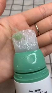 มาส์กโคลนใบบัวบก สูตรอ่อนโยน ทำความสะอาดอย่างล้ำลึก รูขุมขนกระชับ ขจัดสิวเสี้ยน สิวหัวดำไปให้หมด ให้ความชุ่มชื่นแก่ใบหน้าของคุณ