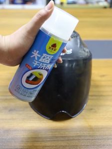 Chai xịt bọt tuyết vệ sinh mũ bảo hiểm