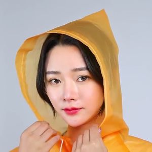 เสื้อกันฝน สื้อกันฝน EVA เสื้อกันฝนผู้ใหญ่ กันน้ำ แบบหนา 100 กรัม พิเศษ แบบพกพาง่าย น้ำหนักเบา ชุดกันฝนอย่างดี ฟรีไซส์