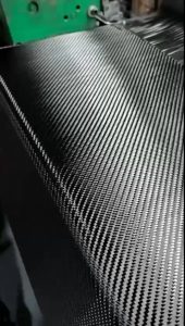 1kg keo epoxy resin bao gồm keo A và chất làm cứng B + 2 mét vuông vải carbon chéo 240g