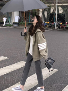 Off Cut American Style Womens Hooded Outerwear