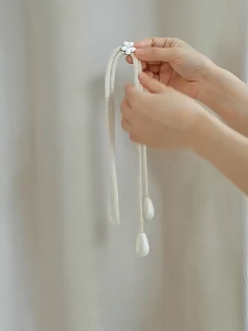 BECORATE 2pcs Durable Oxford Fabric Floral Curtain Tiebacks with Cow Tendon Rope 48CM for Heavy Curtains and