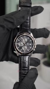 Jam Tangan Pria Casio Edifice EFR-526L-1A Chronograph Black Dial Black Leather Band