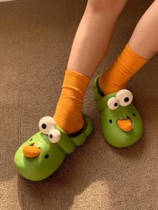 Summer Casual Big Eyes Caterpillar Head Cover Slippers Womens EVA Beach Shoes Funny Hole Hole Shoes Youth Daily Wear