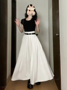 กระโปรงสั้นสีขาว ทรงเอ ทรงหลวม สำหรับผู้หญิง ฤดูร้อน 2025 กระโปรงยาวทรงเอ ทรงเข้ารูป ดีไซน์เก๋ไก๋ กระโปรงสั้น