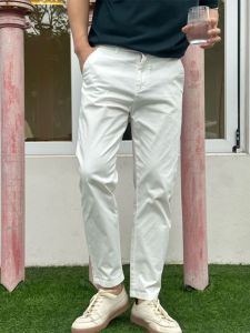 กางเกงลำลองชายทรงตรงสีขาวทรงเข้ารูปเอวสูง 9 นิ้ว กางเกงขายาวทรงเข้ารูปทรงกลม เอวยางยืด ผ้าฝ้ายผสม