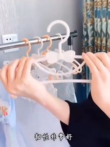 TWENTYLIFE Kids / Baby / Child Hanger Cute Cartoon Children Penyakut Baju Budak Baju Bayi 儿童衣架多功能婴儿小孩挂新生儿衣晾衣架