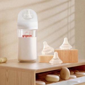Pigeon | Anticolic Anti Choking Glass Baby Bottle