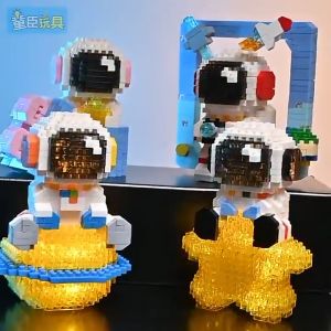 Cute Cartoon Girls Series Building Block Toys DIY Toys Astronauts 3D Model with Glowing Lights for Kids Birthday Gifts