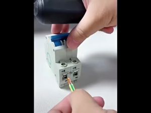 Kìm bấm cos vuông HSC8 6-4A tự điều chỉnh – Công cụ không thể thiếu cho mọi thợ điện! ⚡