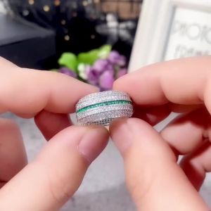 Huitan Bling Bling Green/White Cubic Zirconia Rings Women Gorgeous Wedding Party Finger Accessories High Quality Fashion Jewelry