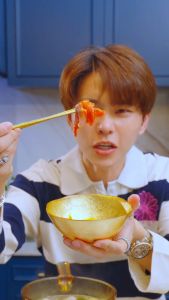 SriPanPi ศรีพันปี น้ำจิ้มสุกี้ ชาบู หมูกะทะ ปิ้งย่าง หอมงา กลิ่นธรรมชาติ 380 กรัม