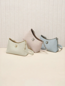 Josiny | Versatile Luxury Crossbody Bag With Chain