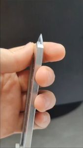 HOTBONES คัตเตอร์อเนกประสงค์ 18 มม. Stainless Steel Utility Knife เครื่องตัดกล่องยูทิลิตี้