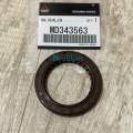 OIL SEAL TIMING CRANKSHAFT DEPAN L300 L200 STRADA TRITON 2.5 PAJERO SPORT MD343563. 