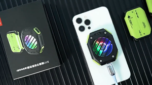 Mobile Phone Magnetic Semiconductor Coolng Fan Radiator For E-Sports Gaming Mobile Phone Cooler With Digital Display