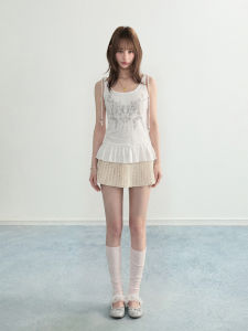 ARCG | Elegant Wood Ear Edge Sleeveless Top Summer Wear
