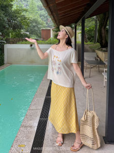 MASISI | Plus Size Halter Neck Off-shoulder Embroidered T-skirt Set