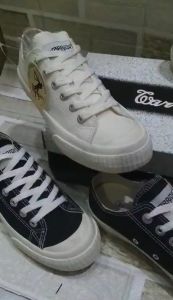 SEPATU SEKOLAH WARRIOR VENUS LC HITAM PUTIH DAN FULL PUTIH