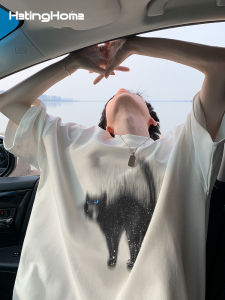 HetingHOME | เสื้อยืดคู่รักแขนสั้นหลวมสไตล์อเมริกันสำหรับผู้ชายในช่วงฤดูร้อน เสื้อยืดคู่รักแบบไม่มีเพศที่สวมใส่สบายและระบายอากาศได้ดี