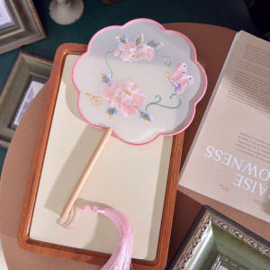 Quạt Cỡ Lớn Thêu Phong Cách Trung Hoa Cổ Điển Quạt Tròn Phong Cách Cung Điện Quạt Điêu Khắc Quạt Trang Phục Qipao Quạt Thủ Công