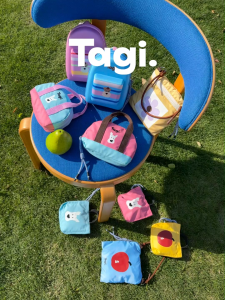 Tagi. Haha&Popcorn Puppy Print Foldable Travel Bag / Shrink Bag