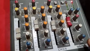 COD KIRIM CEPAT CYMIC USB Audio Mixer Bluetooth Karaoke 4 Channel 99 DSP Effects LM4 DSP/ Mixer audio mini amplifier 2 chanel 4 chanel efek suara ashley yamaha karaoke soundcraft bekas murah cuci gudang/ Soundcard v8 full paket lengkap f999 pro taff