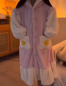 ชุดมาสคอสเป็ด ถุงนอนเป็ดอลิซาเบธ  ผ้าคลุมเป็ดอลิซาเบธ Cute Kitten หรี่ Dark ชุดโฮมแวร์พร้อมส่งจากประเทศไทย ชุดคลุมกันหนาว สติช ชุดแฟนซี ชุดมาสคอต