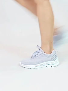 Dr. Kevin Sepatu Olahraga Sport Wanita Sneakers Rajut Tali 589-094