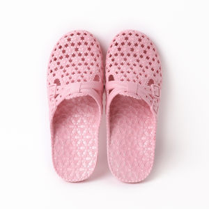 Womens Summer Fashionable Flat Bottom Hollow out Sandals Soft Sole Anti-Slip Beach Thong Slippers Breathable Slip-On Shoes