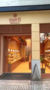 Gel Tắm Gội Và Rửa Mặt Hữu Cơ Cho Bé 500ml Avril Pháp Gel Nettoyant