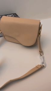 Tas Wanita Selempang Sling Bag Bahan Kulit Sintetis Polos