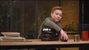 (Ready Stock) 42160 Lego Technic Audi RS Q e-tron Building Toy (914 Pieces)