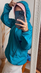 Jaket Parasut Sport Pria Wanita Bahan Despo Ringan & Adem Anti Air