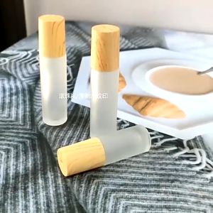 [HCM] Combo 10 Chai Bi Lăn Thủy Tinh 10ml Cozy520