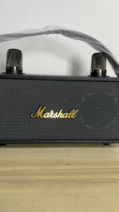 ไมโครโฟนคาราโอเกะ KTV คุณภาพสูง M28 พร้อมลำโพงบลูทูธไร้สายที่จำเป็นในการร้องเพลง