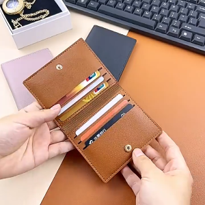 Slim and Compact Bank ID Card Case Drivers License Wallet Simple Anti Demagnetization Card Holder